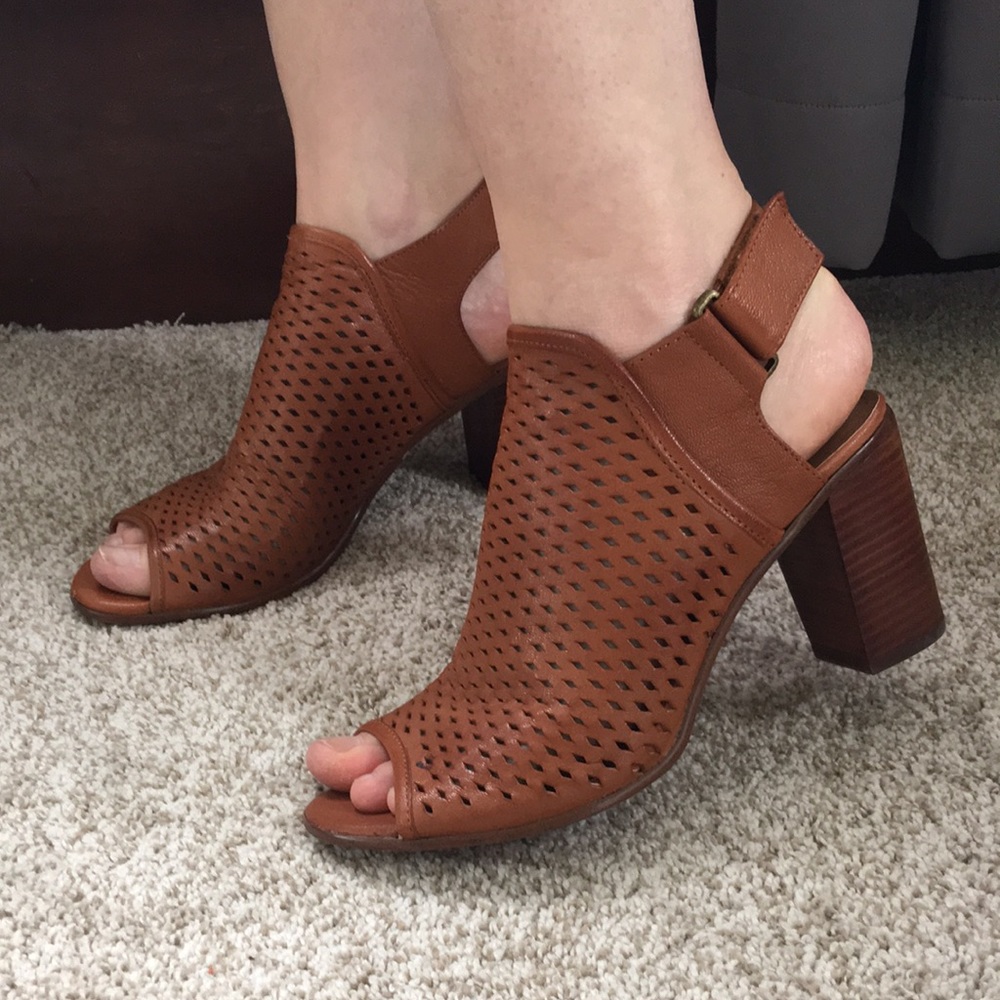 Steve Madden Peep Toe Bootie Heel